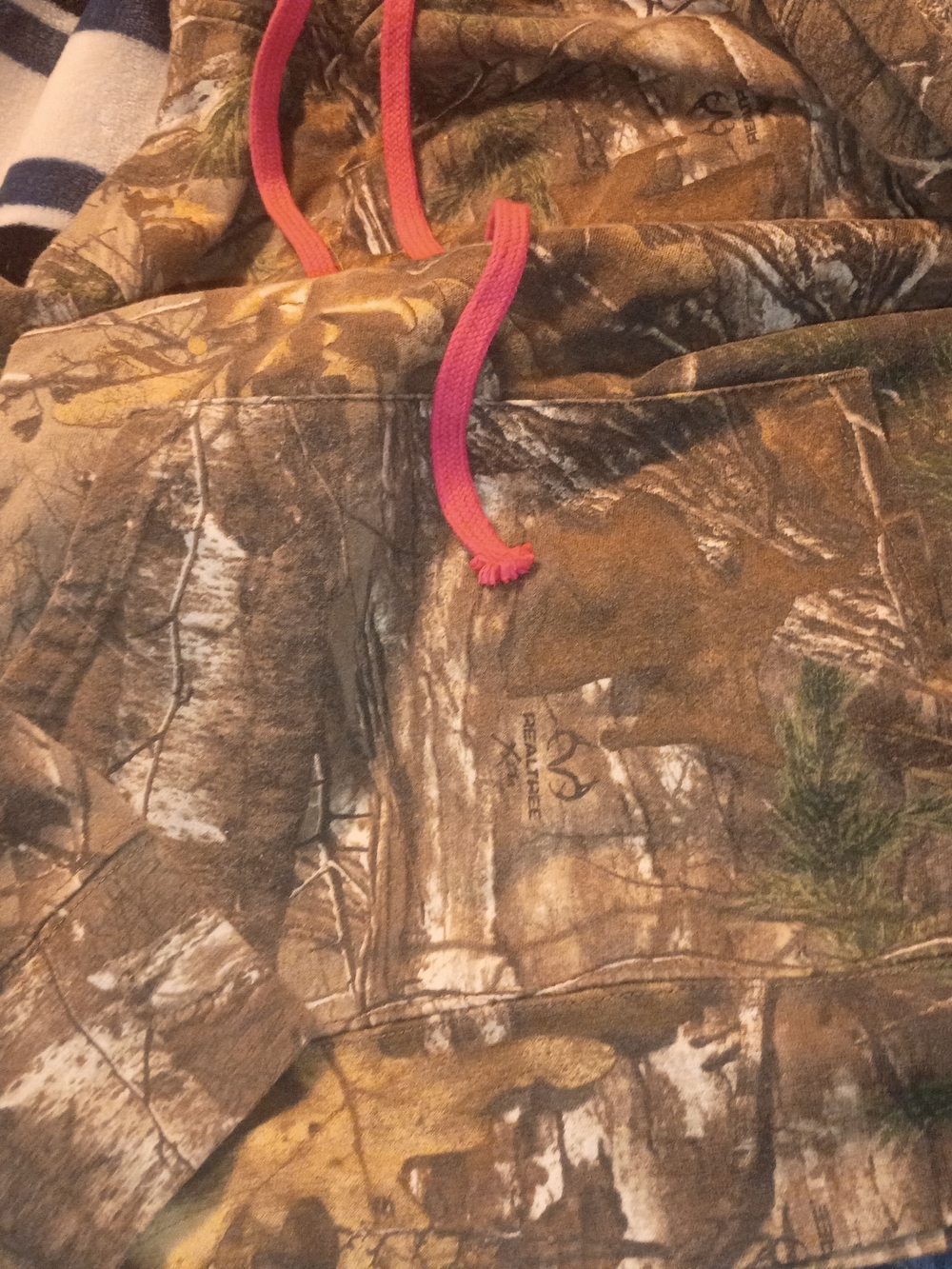Realtree Brown Camo Kids Joggers with Pink Drawcord